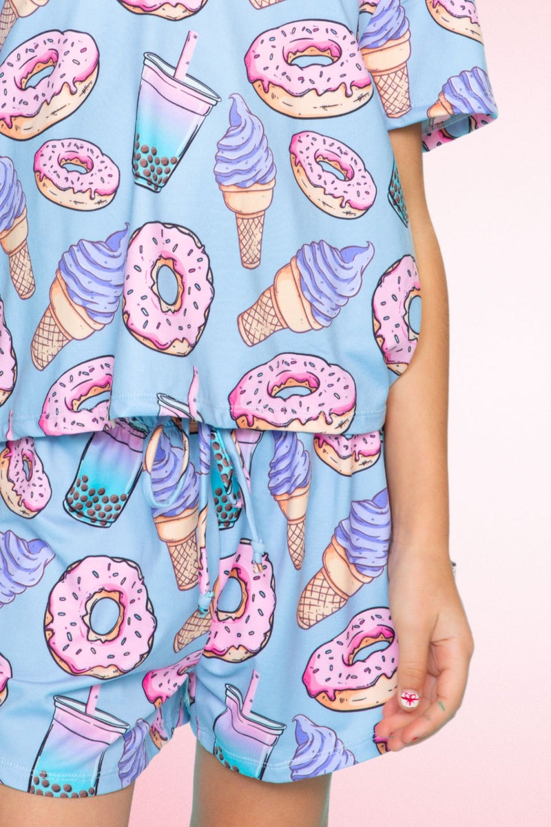 Simply Soft Easy Tee & Dolphin Short