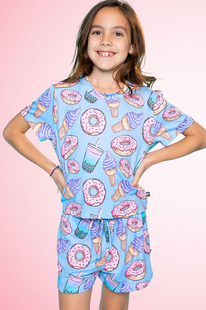 Simply Soft Easy Tee & Dolphin Short