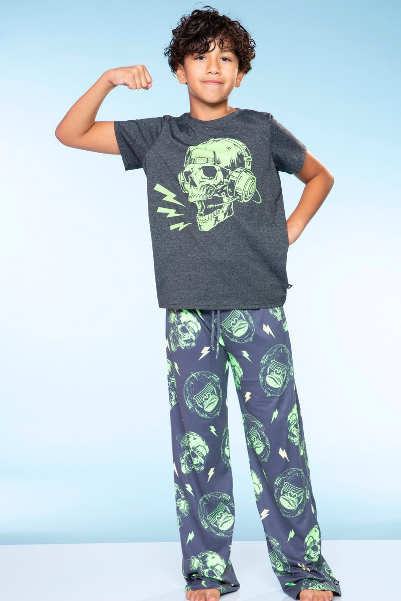 Triblend Graphic Tee & Simply Soft Karate Pant